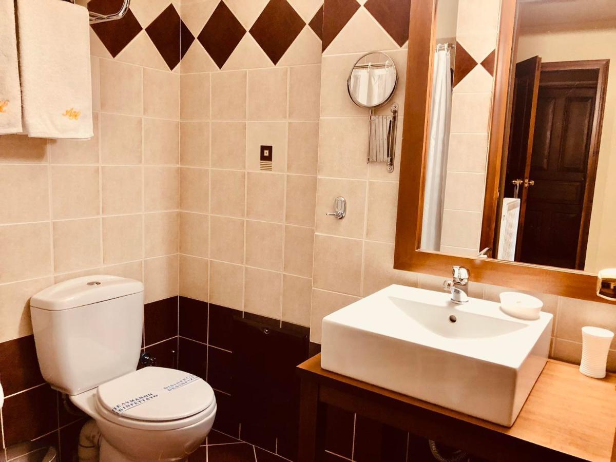 Alpen House Hotel & Suites Арахова Екстер'єр фото