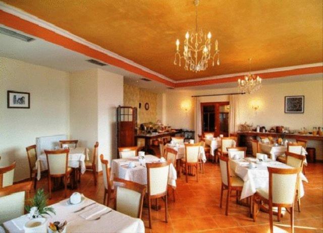 Alpen House Hotel & Suites Арахова Екстер'єр фото