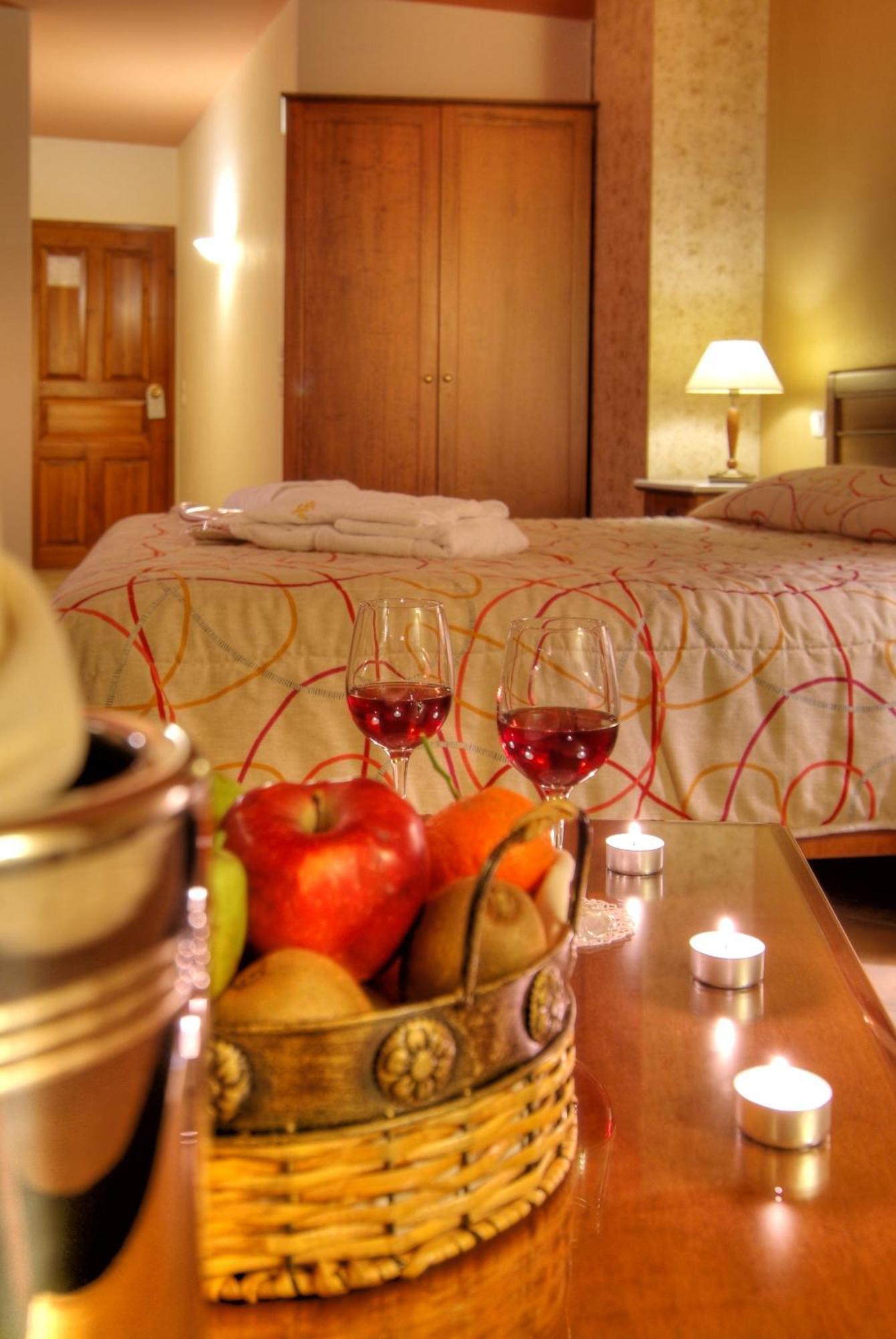 Alpen House Hotel & Suites Арахова Екстер'єр фото